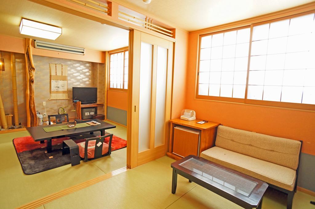 מלון Yufu Ryochiku חדר תמונה